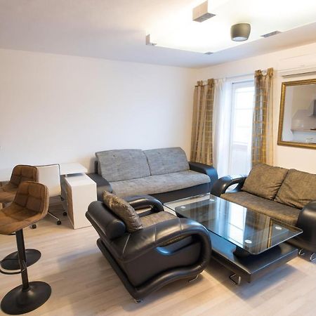 Apartment Vodni With Parking Brno Eksteriør bilde